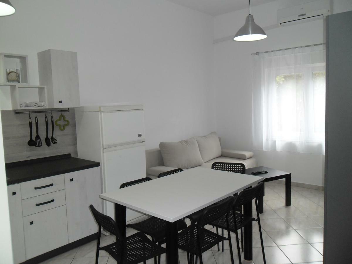 Apartmani Nena 포블랴나 외부 사진